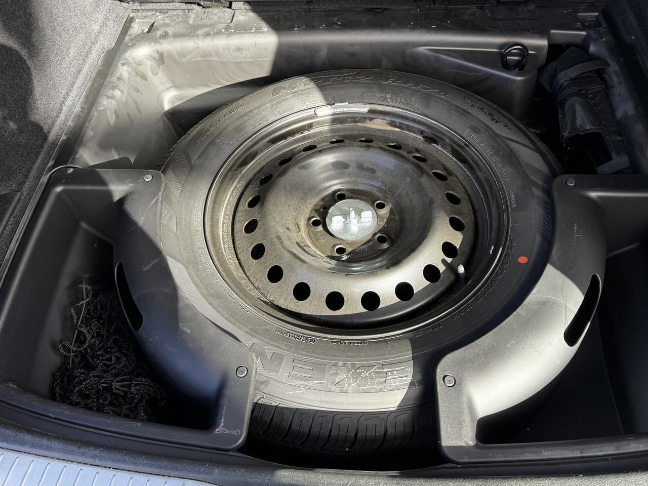 2023 Jeep Grand Cherokee Overland 4x4 | Low KMs | V6 | Nappa Leather | NAV | Heated Vented Seats Redwater AB