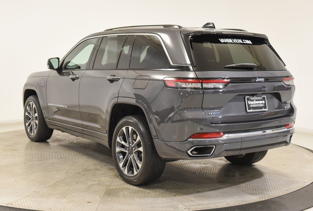 2023 Jeep Grand Cherokee Overland 4xe Akron