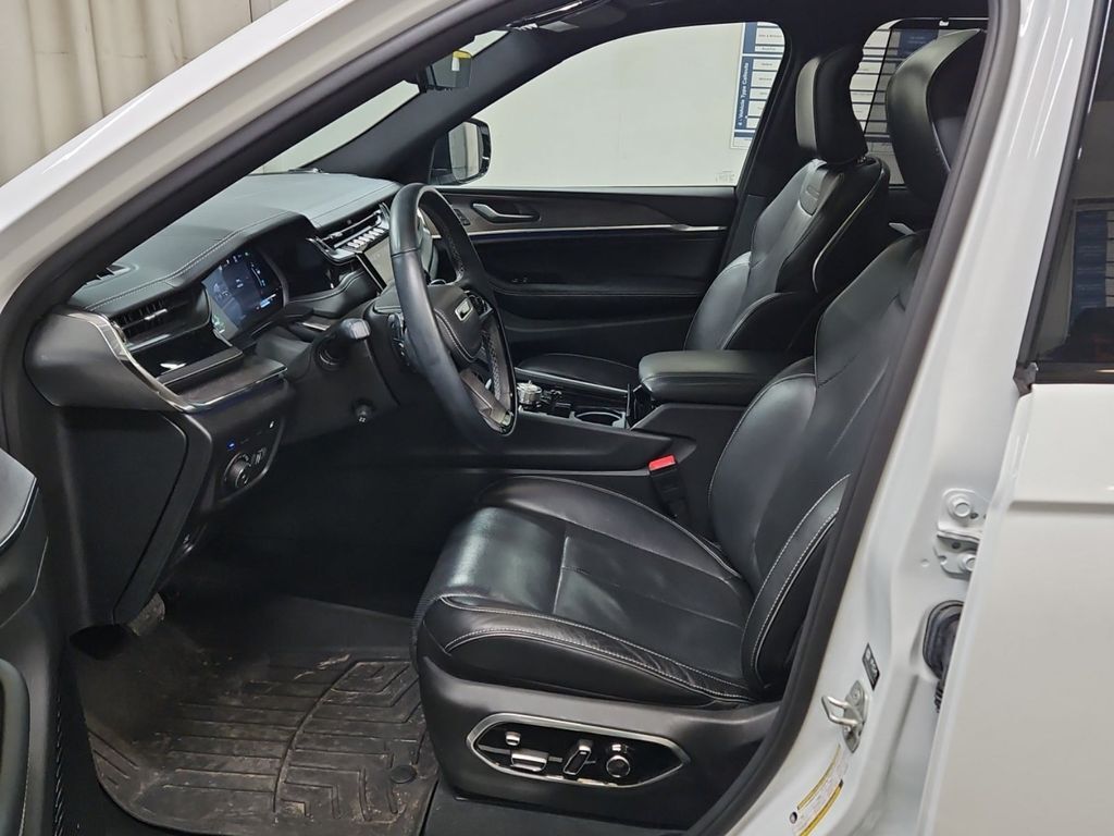 2023 Jeep Grand Cherokee Overland 4xe Beaverton OR