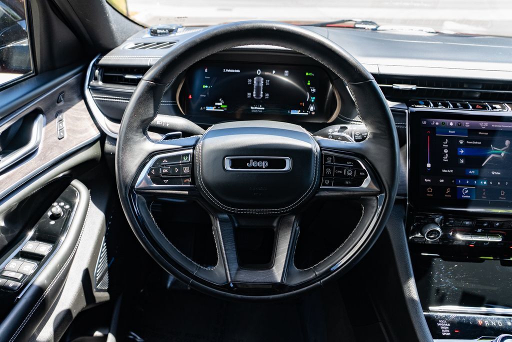 2023 Jeep Grand Cherokee Overland 4xe Beaverton OR