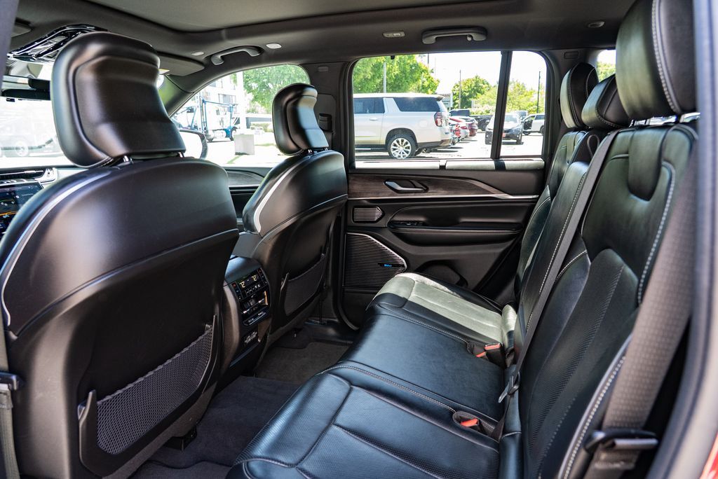 2023 Jeep Grand Cherokee Overland 4xe Beaverton OR