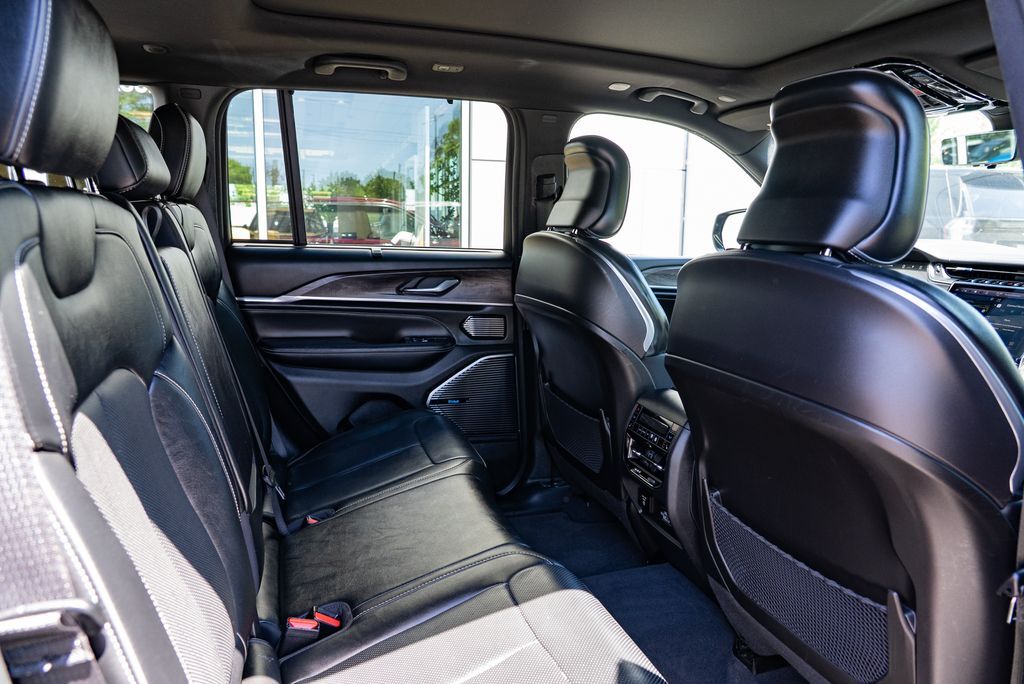2023 Jeep Grand Cherokee Overland 4xe Beaverton OR