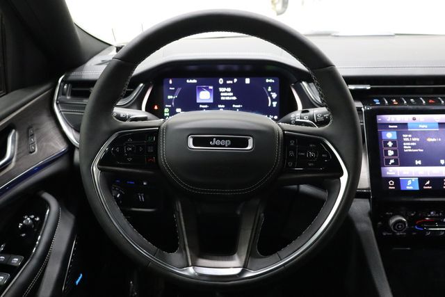 2023 Jeep Grand Cherokee Overland 4xe Raleigh NC