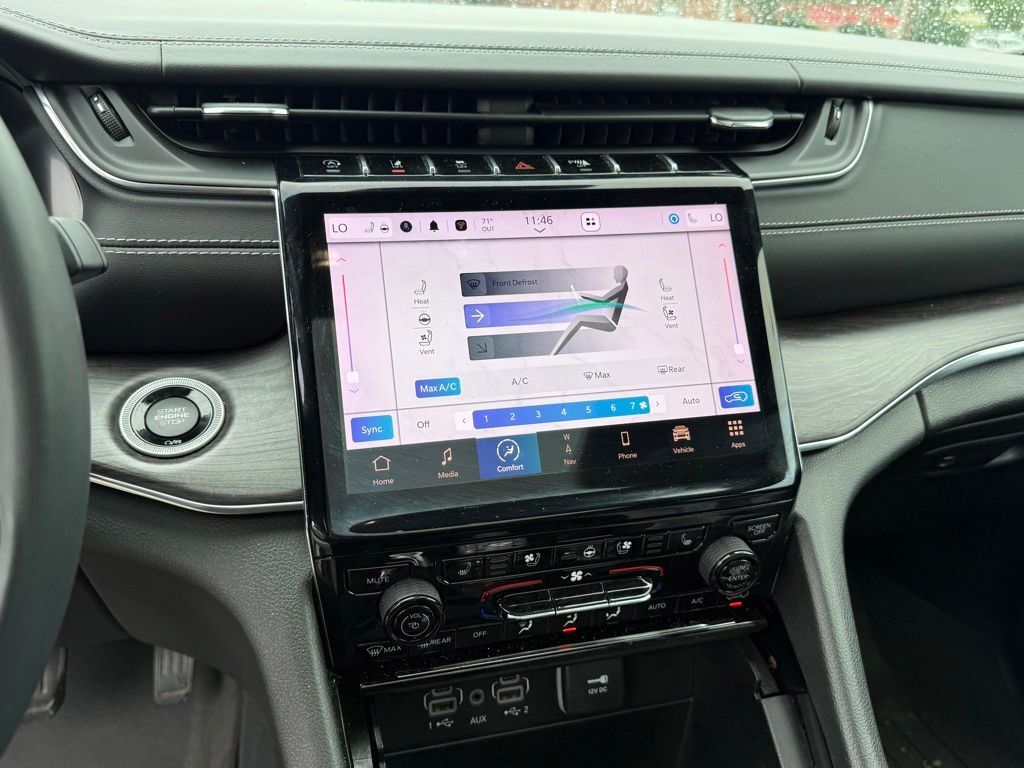 2023 Jeep Grand Cherokee Overland Crestwood KY