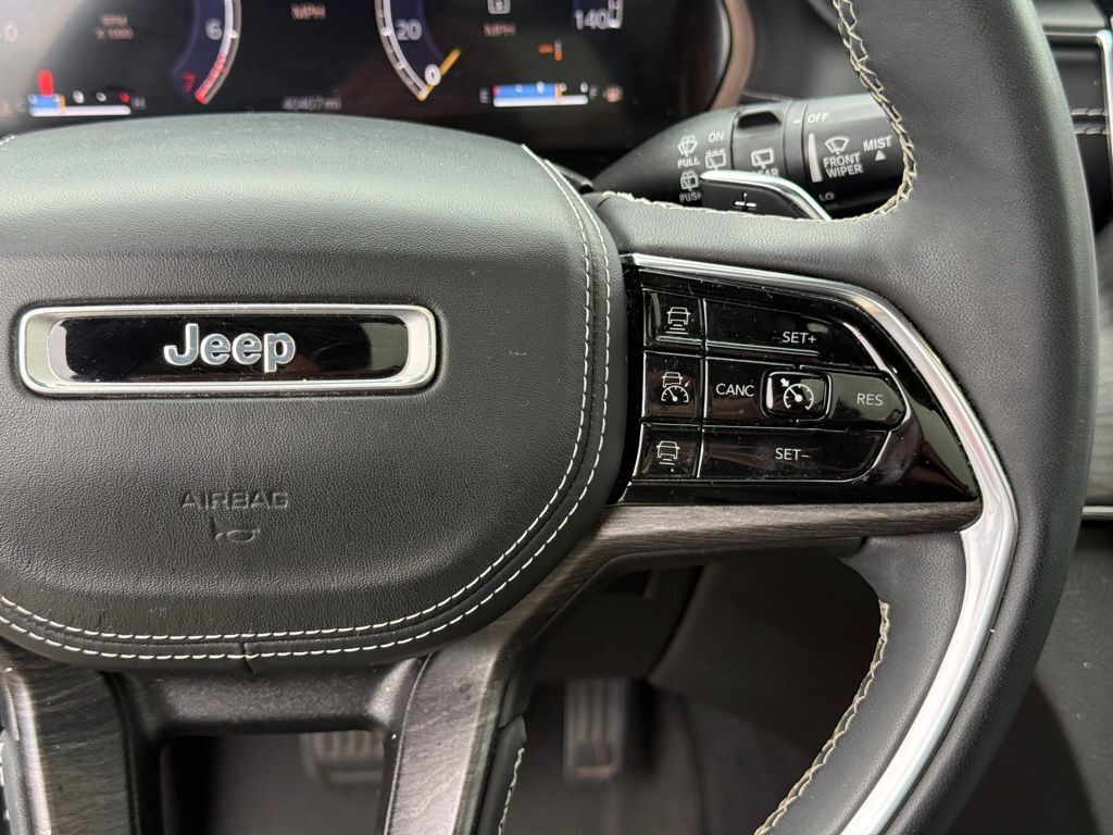 2023 Jeep Grand Cherokee Overland Crestwood KY