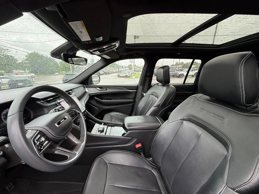 2023 Jeep Grand Cherokee Overland Crestwood KY