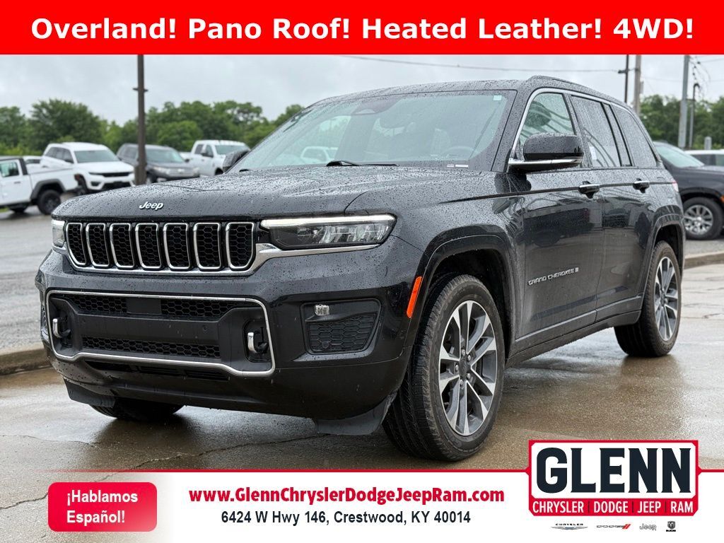 2023 Jeep Grand Cherokee Overland 4x4's photo