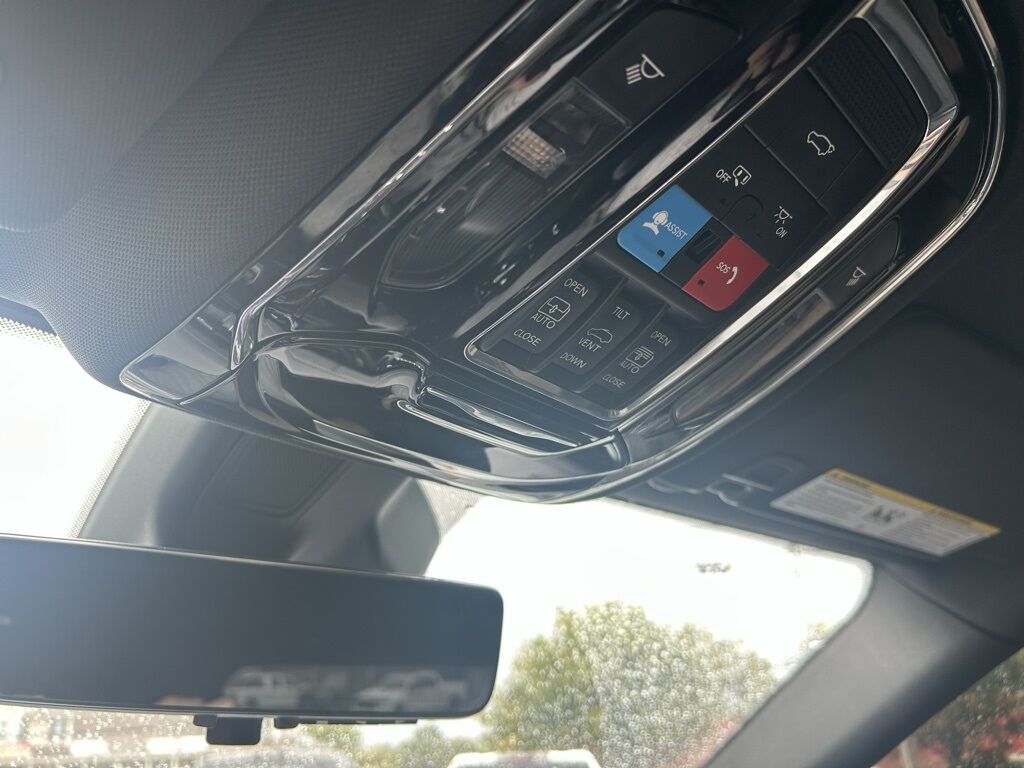 2023 Jeep Grand Cherokee Overland Crestwood KY