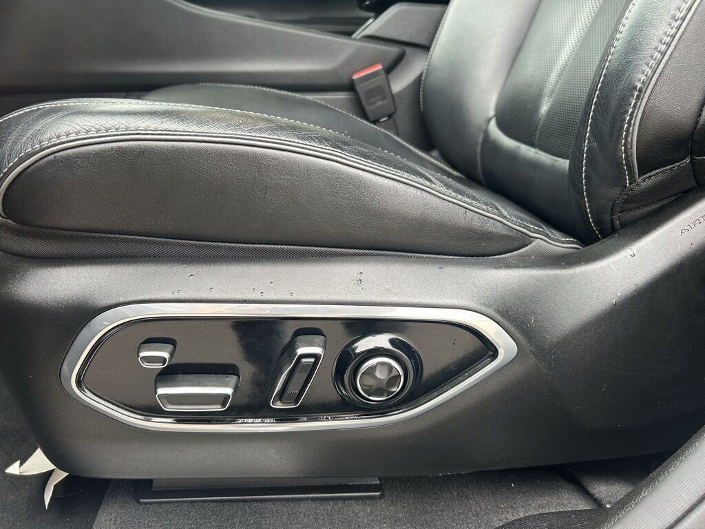 2023 Jeep Grand Cherokee Overland Crestwood KY