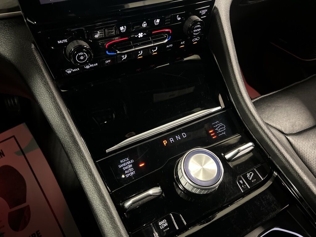 2023 Jeep Grand Cherokee Overland Loveland CO