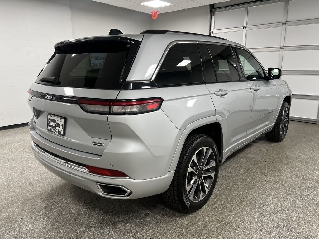 2023 Jeep Grand Cherokee Overland Loveland CO