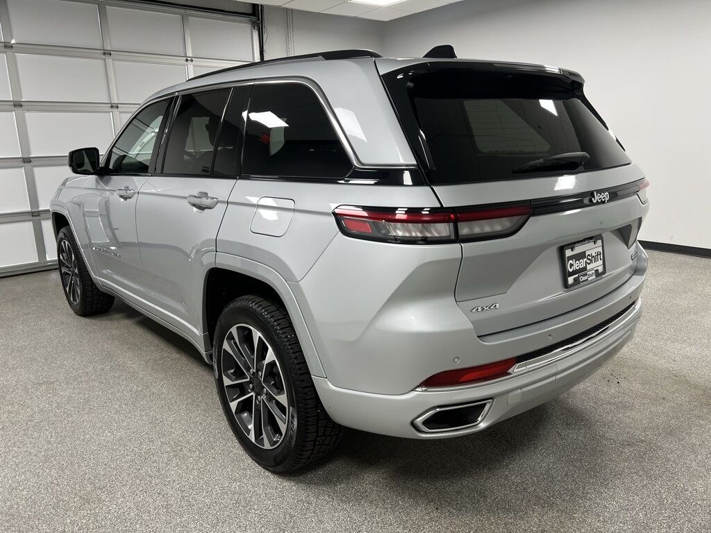2023 Jeep Grand Cherokee Overland Loveland CO