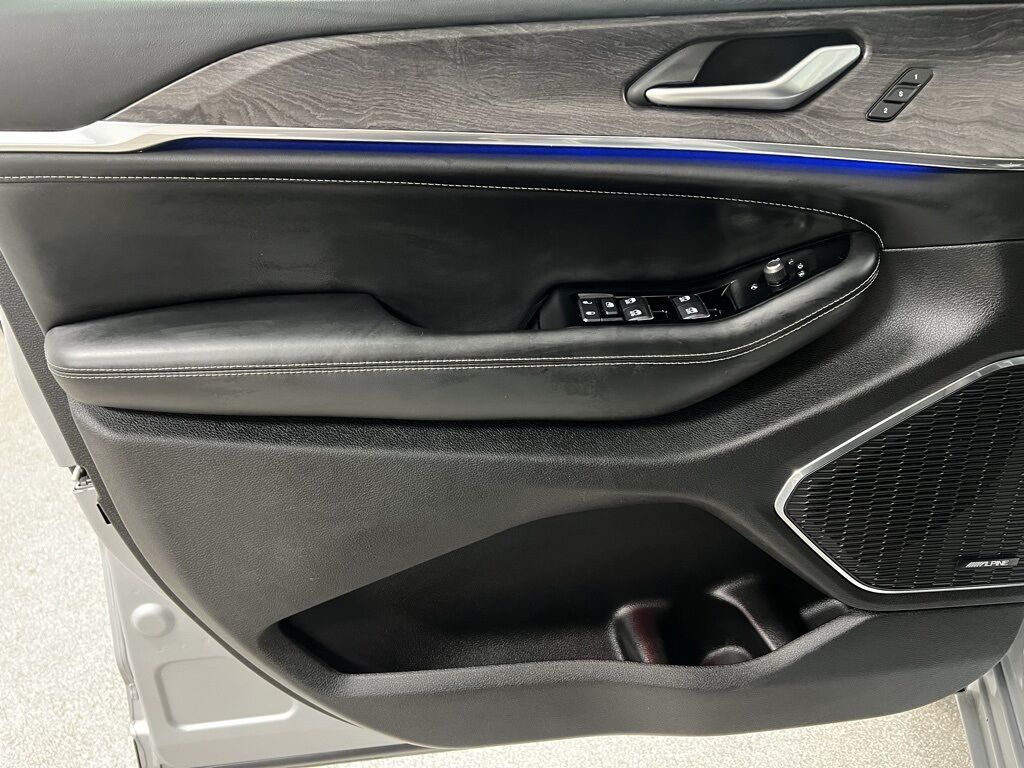 2023 Jeep Grand Cherokee Overland Loveland CO