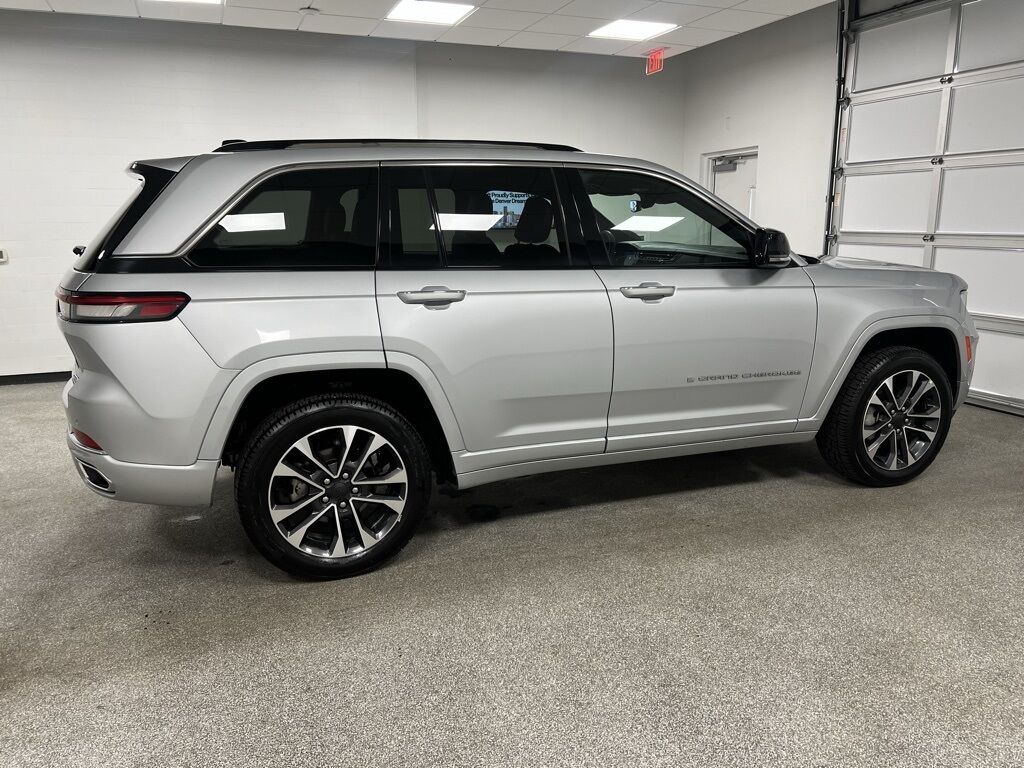 2023 Jeep Grand Cherokee Overland Loveland CO