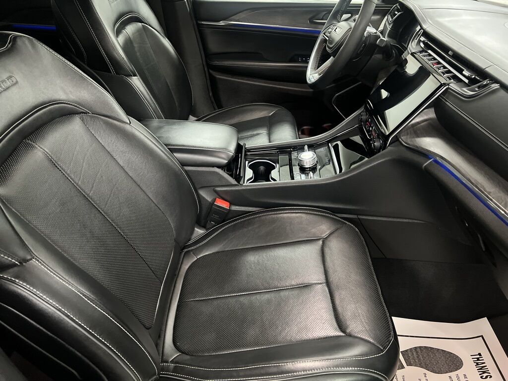 2023 Jeep Grand Cherokee Overland Loveland CO
