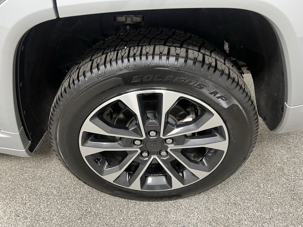 2023 Jeep Grand Cherokee Overland Loveland CO