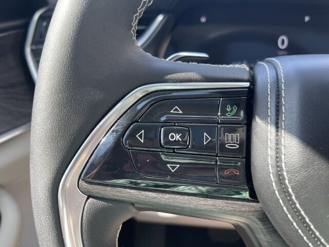 2023 Jeep Grand Cherokee Overland Marshfield MA