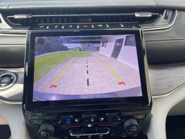 2023 Jeep Grand Cherokee Overland Marshfield MA