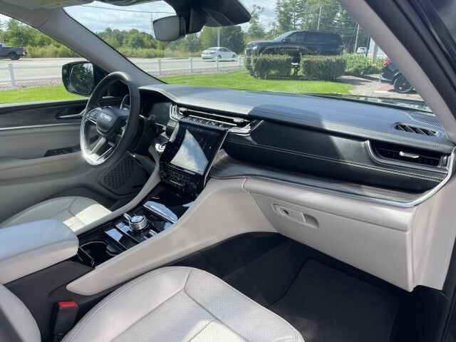 2023 Jeep Grand Cherokee Overland Marshfield MA