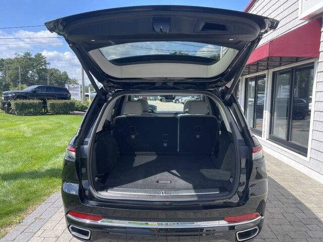 2023 Jeep Grand Cherokee Overland Marshfield MA