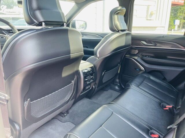2023 Jeep Grand Cherokee Overland Marshfield MA