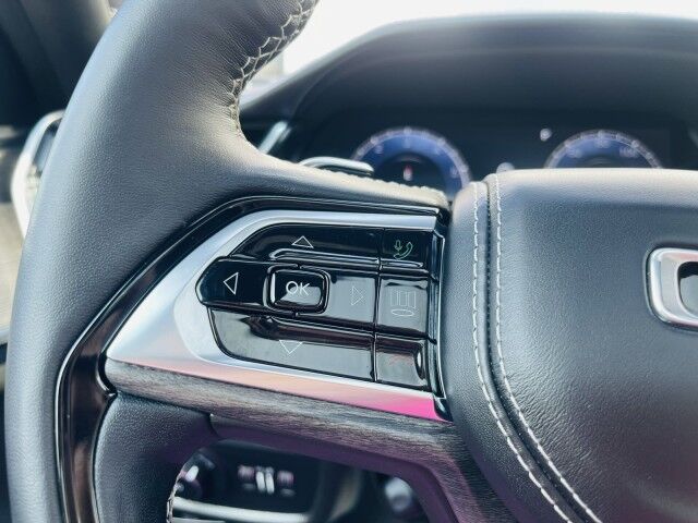 2023 Jeep Grand Cherokee Overland Marshfield MA