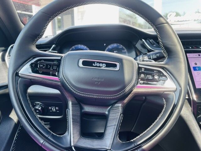 2023 Jeep Grand Cherokee Overland Marshfield MA