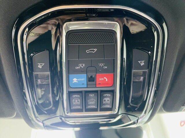 2023 Jeep Grand Cherokee Overland Marshfield MA