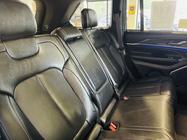 2023 Jeep Grand Cherokee Overland Marshfield MA
