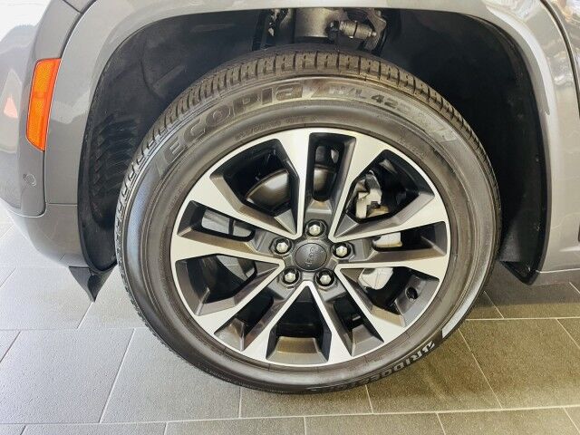 2023 Jeep Grand Cherokee Overland Marshfield MA