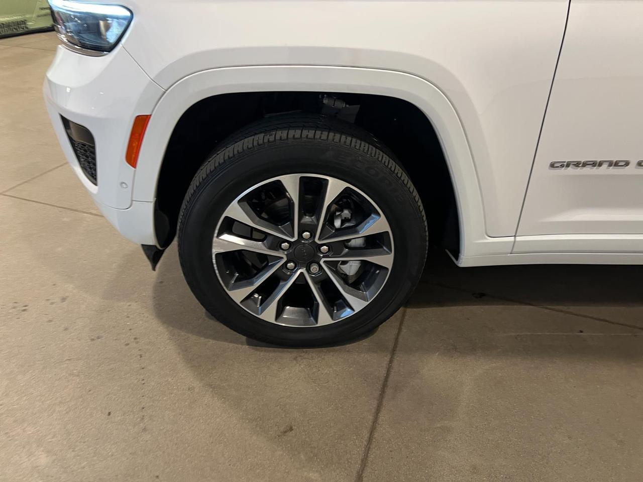 2023 Jeep Grand Cherokee Overland Parker CO