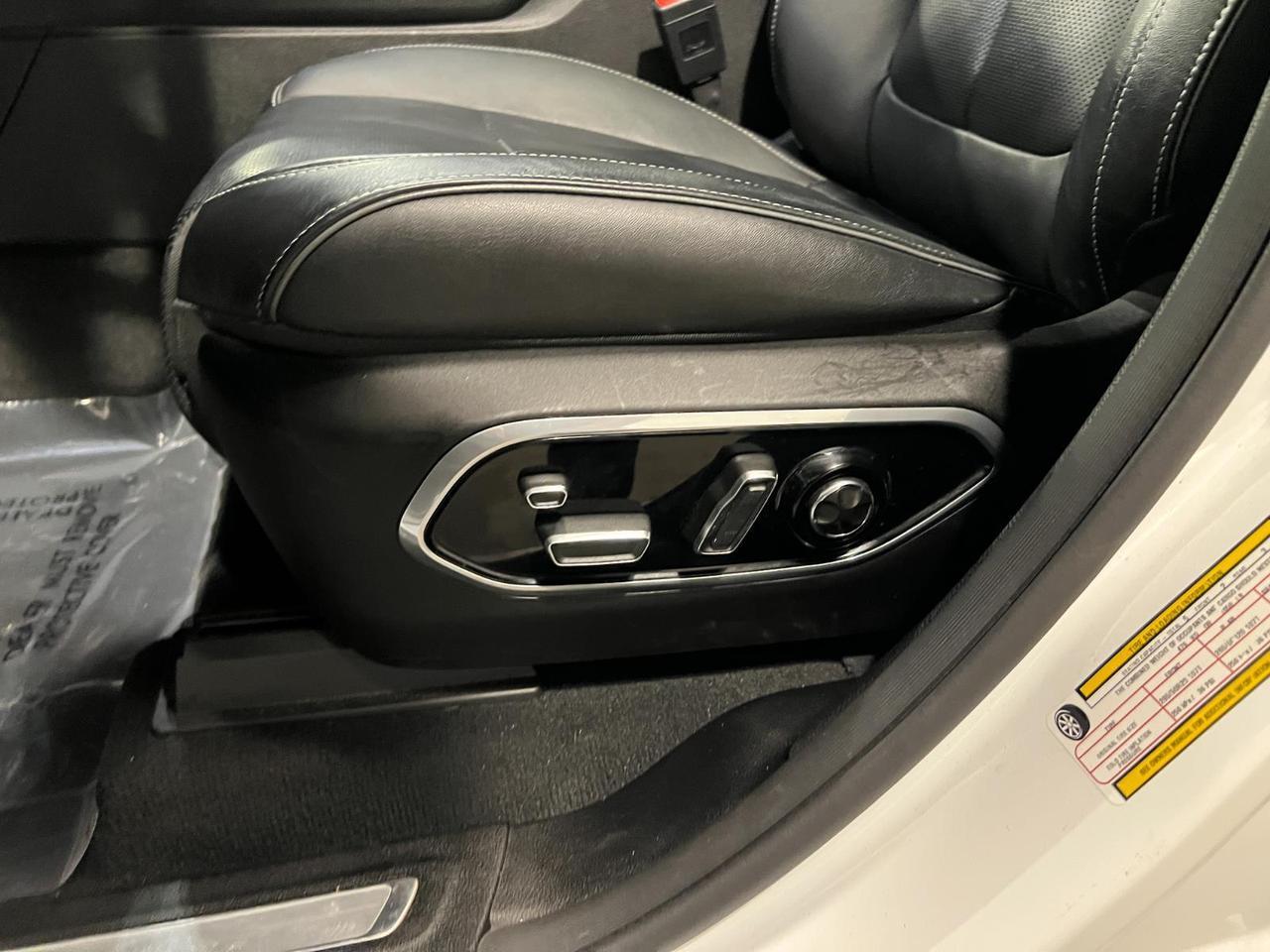 2023 Jeep Grand Cherokee Overland Parker CO