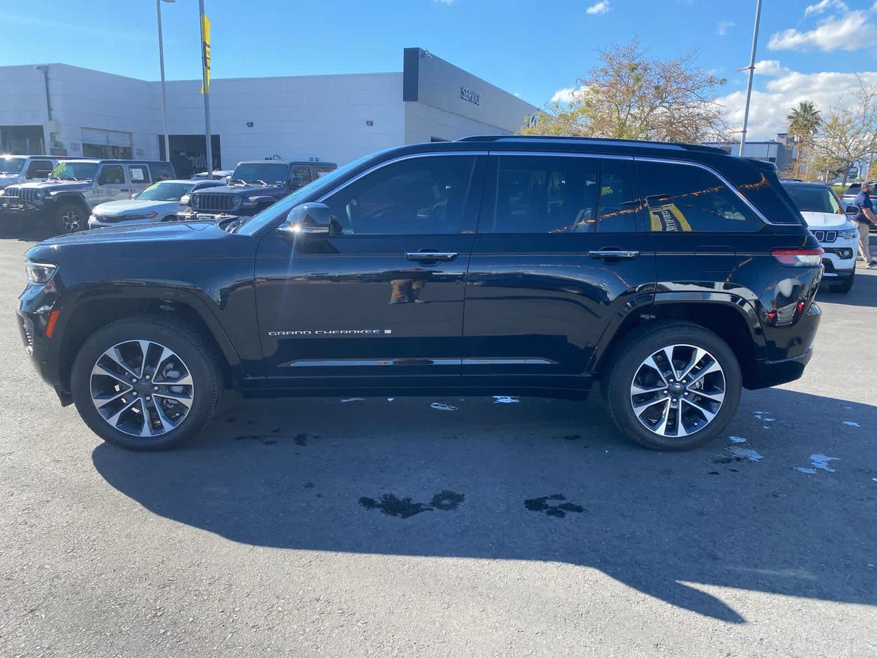 2023 Jeep Grand Cherokee Overland Irving TX