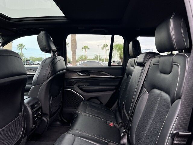 2023 Jeep Grand Cherokee Overland San Juan TX