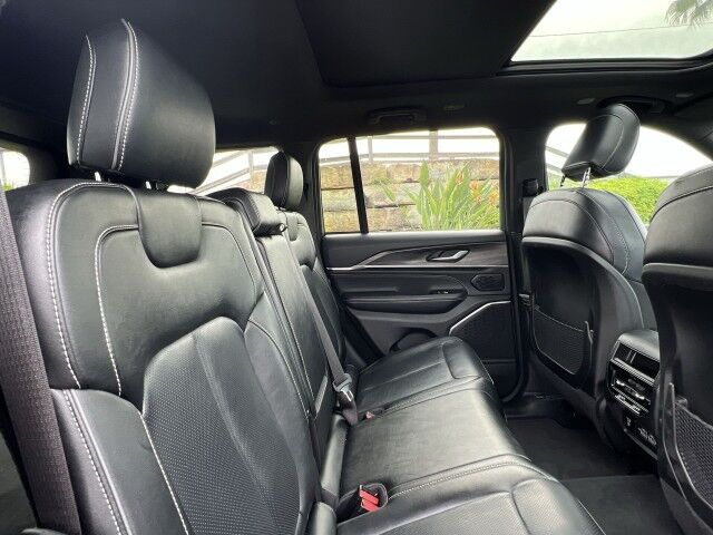 2023 Jeep Grand Cherokee Overland San Juan TX