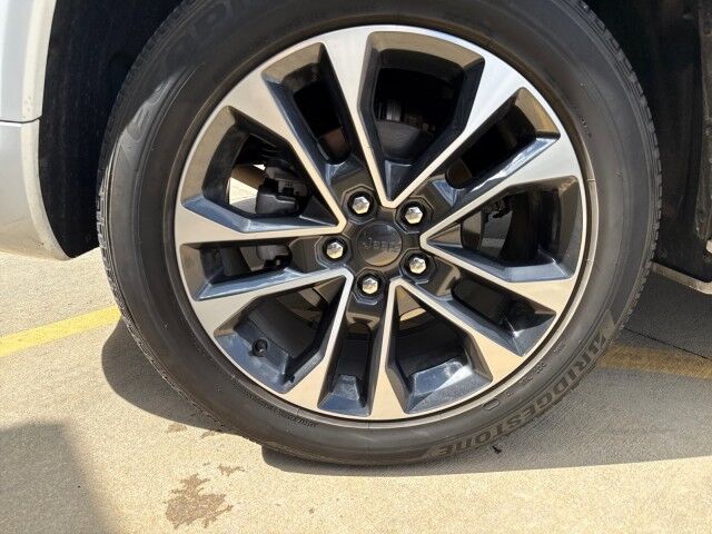 2023 Jeep Grand Cherokee Overland Springfield IL 2023 Jeep Grand Cherokee Overland Springfield IL