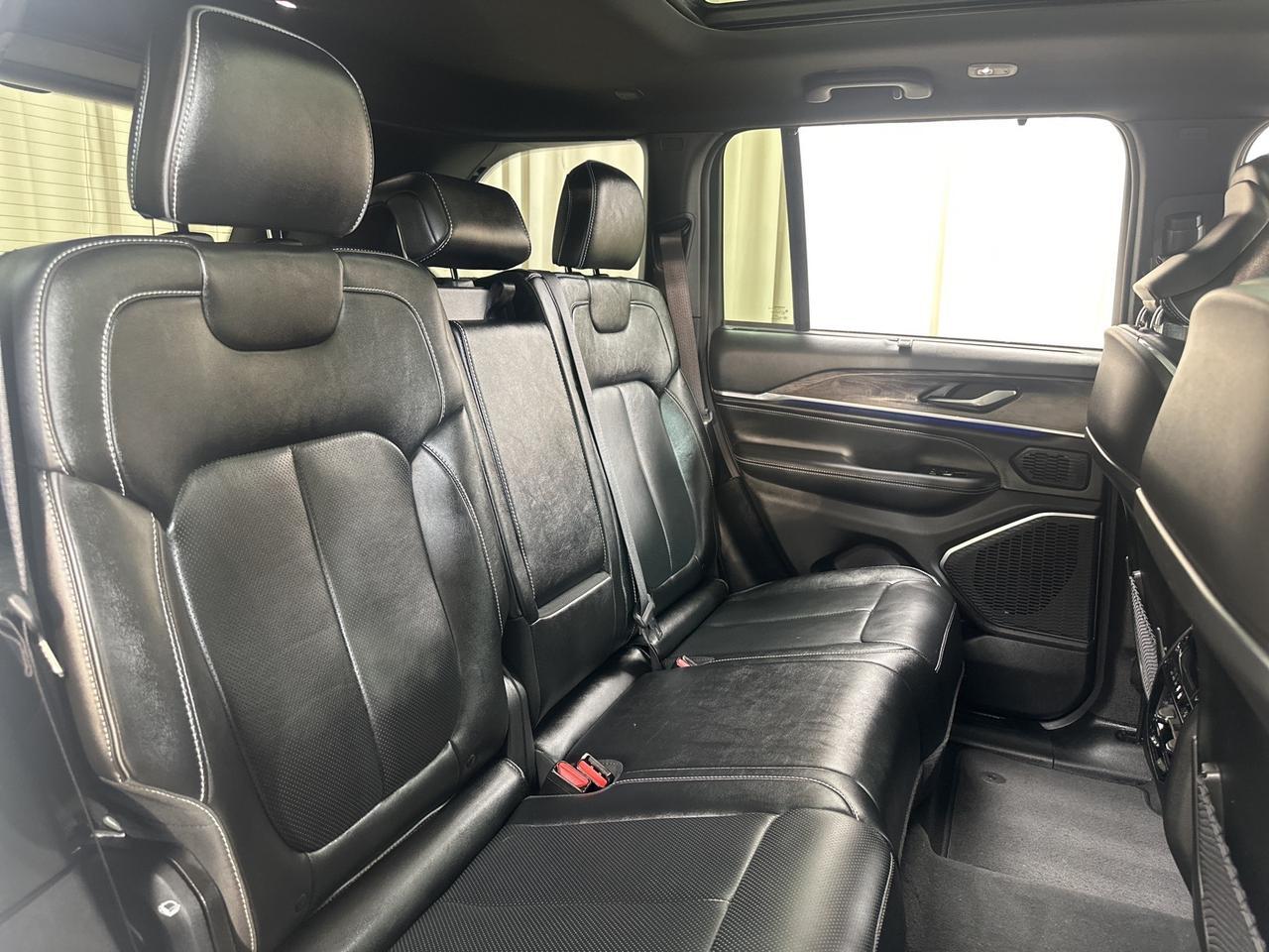 2023 Jeep Grand Cherokee Overland Warrenton VA