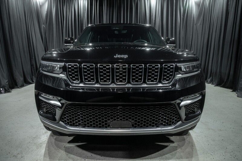 2023 Jeep Grand Cherokee Summit 4x4 SUV
