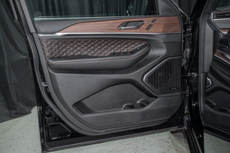 2023 Jeep Grand Cherokee Summit 4x4 SUV Peoria AZ