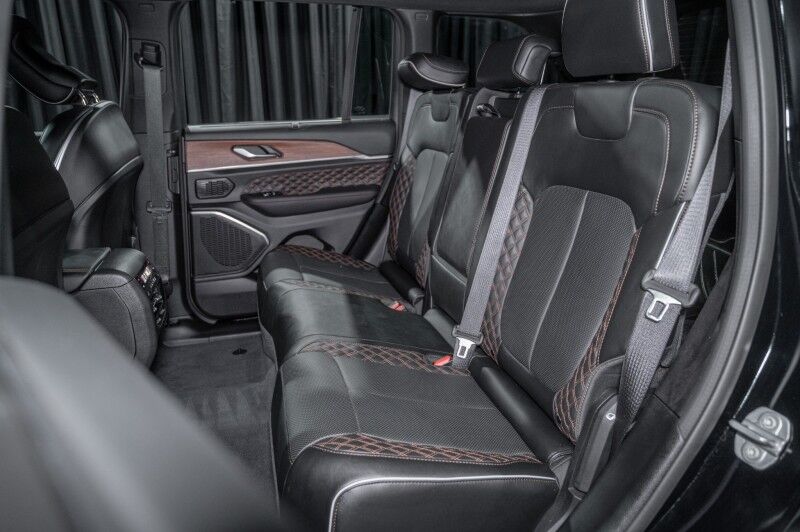 2023 Jeep Grand Cherokee Summit 4x4 SUV Peoria AZ