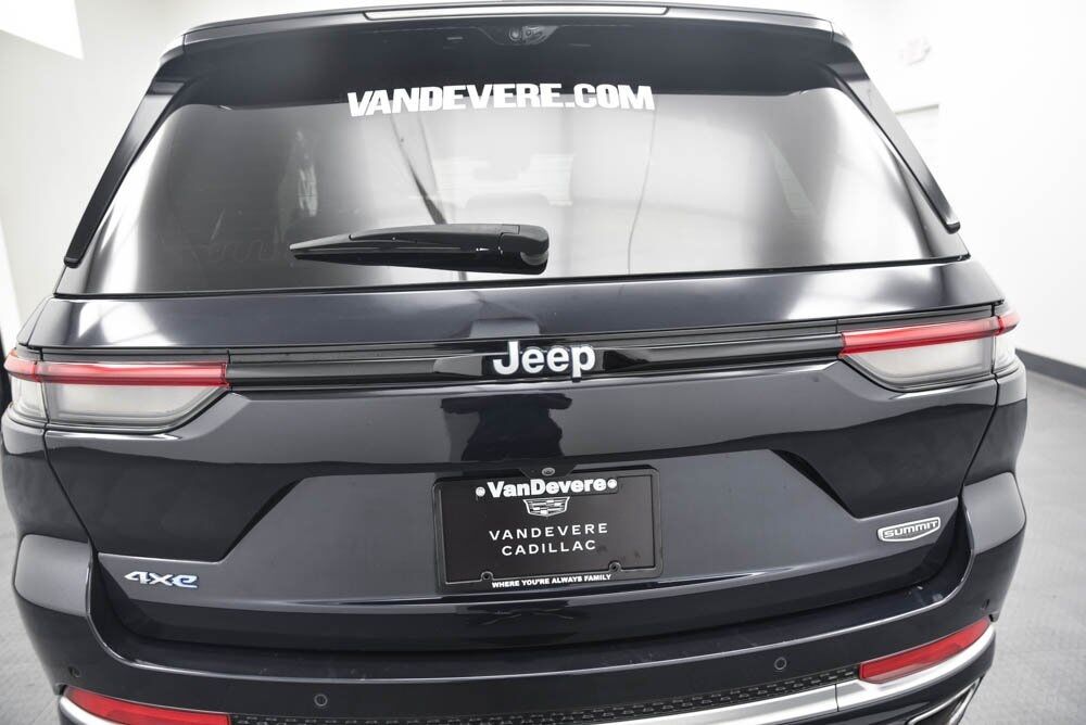 2023 Jeep Grand Cherokee Summit 4xe AKRON OH