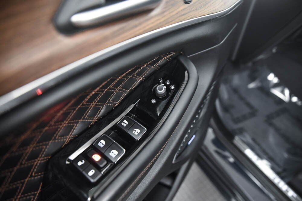 2023 Jeep Grand Cherokee Summit 4xe AKRON OH