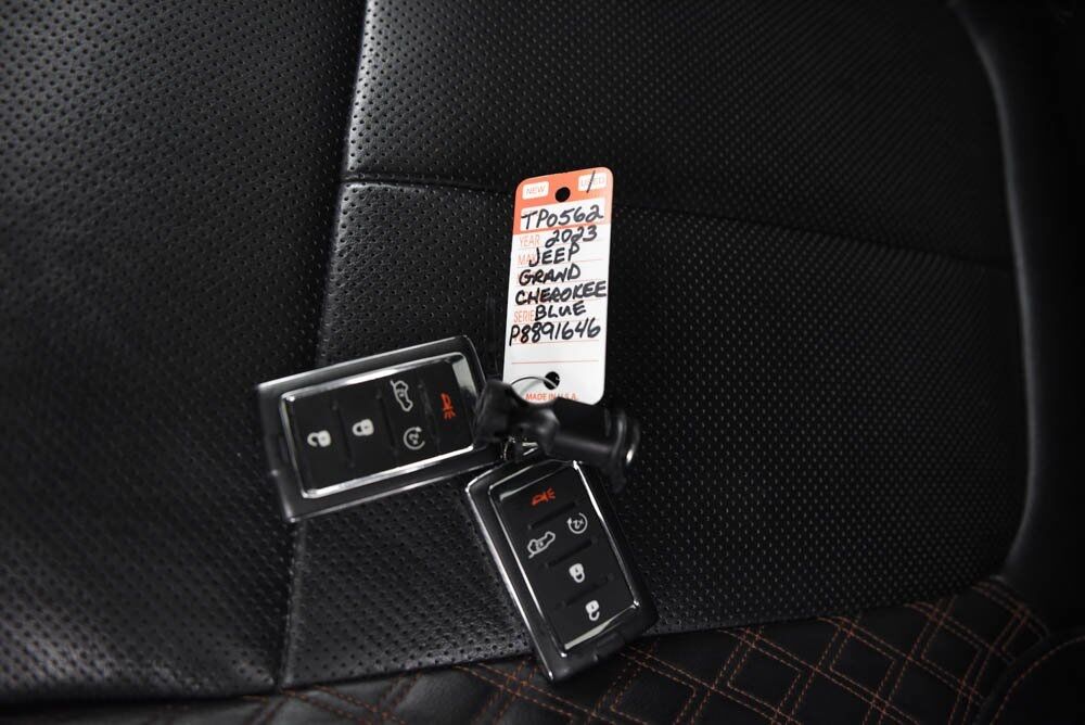 2023 Jeep Grand Cherokee Summit 4xe AKRON OH