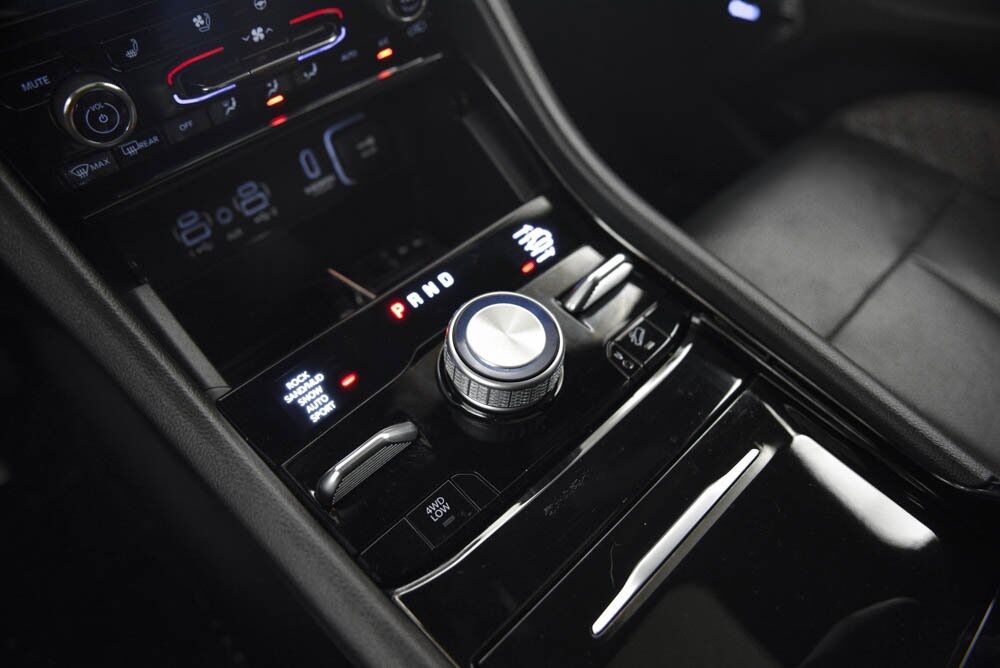 2023 Jeep Grand Cherokee Summit 4xe AKRON OH