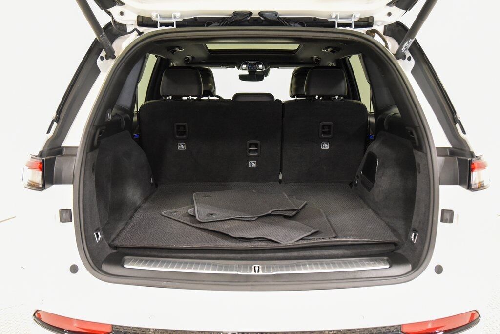 2023 Jeep Grand Cherokee Summit 4xe Akron OH