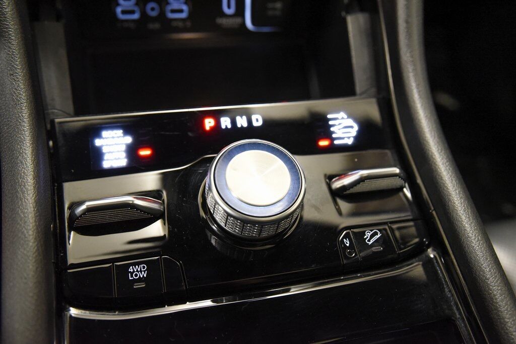 2023 Jeep Grand Cherokee Summit 4xe Akron OH