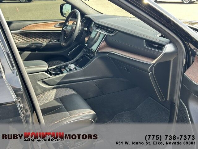 2023 Jeep Grand Cherokee Summit Elko NV