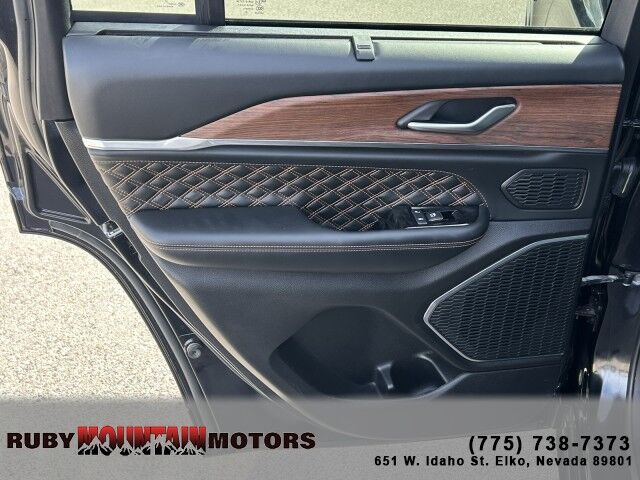 2023 Jeep Grand Cherokee Summit Elko NV