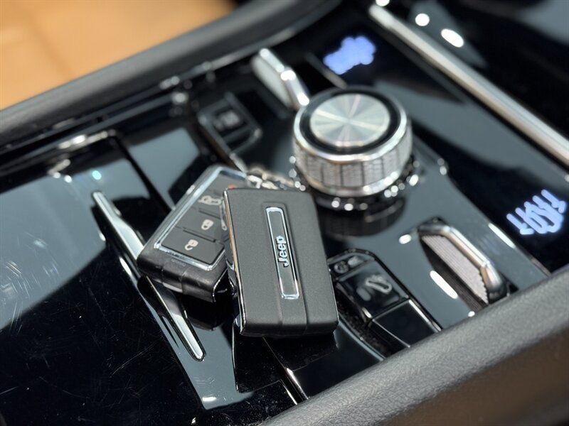 2023 Jeep Grand Cherokee Summit Gladstone OR