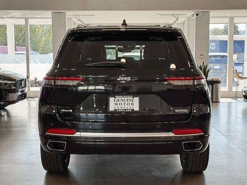 2023 Jeep Grand Cherokee Summit Gladstone OR